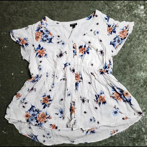 Torrid White Floral Button Front Top